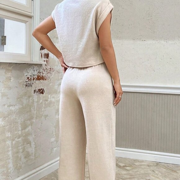 Apricot Casual Women's Knit Loose Batwing Sleeve Top And Pants Set - Picture 2 of 4